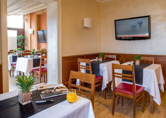 Western Astrid Hotel 3*