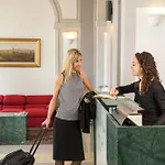 Western Astrid Hotel 3*